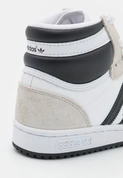 Adidas Originals TOP TEN RB UNISEX - High-top Trainers - Footwear White/crystal White/core Black 15 Adidas Originals TOP TEN RB UNISEX - High-top Trainers - Footwear White/crystal White/core Black -Adidas Originals Shop 288630b08cb04f0d8537a7242f469ce8