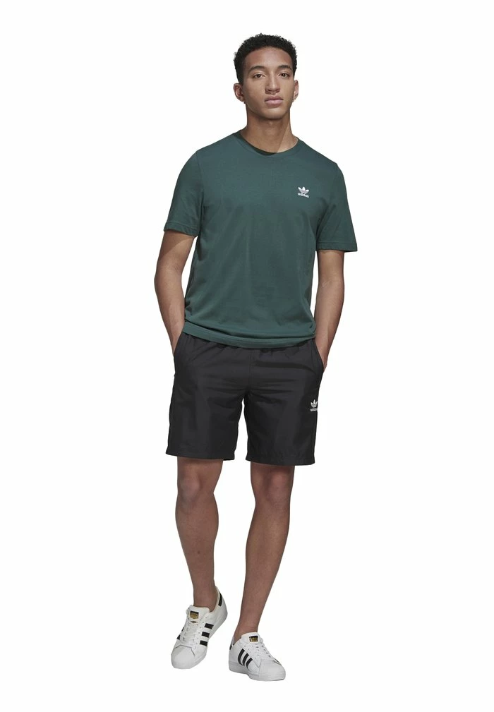 Adidas Originals TRACE - Shorts - Black 1 Adidas Originals TRACE - Shorts - Black
