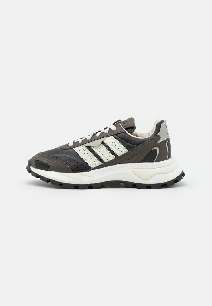 Adidas Originals RETROPY P9 UNISEX - Trainers - Core Black/off White/carbon 1 Adidas Originals RETROPY P9 UNISEX - Trainers - Core Black/off White/carbon
