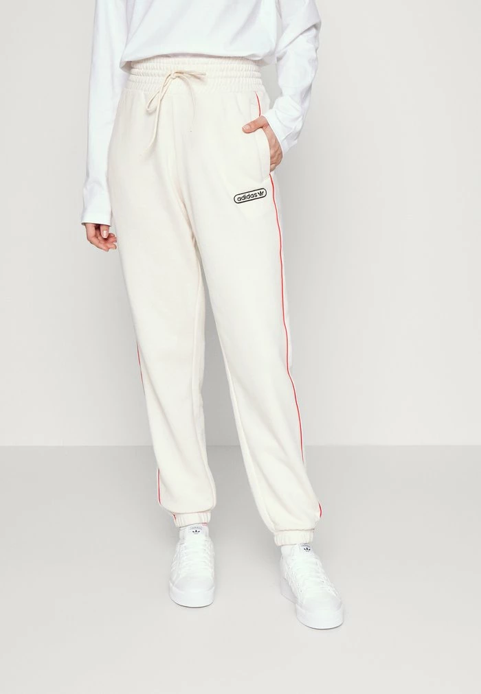 Adidas Originals ADIDAS RETRO LUXURY PANTS - Tracksuit Bottoms - White 1 Adidas Originals ADIDAS RETRO LUXURY PANTS - Tracksuit Bottoms - White
