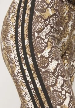 Adidas Originals BIKE - Shorts - White -Adidas Originals Shop 2a76d623ea6e4fbf876543503268d6de