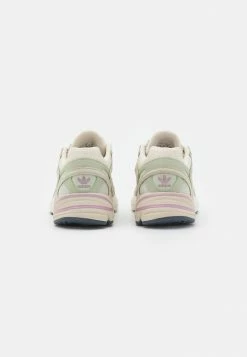 Adidas Originals ASTIR - Trainers - White/clear Brown/halo Green -Adidas Originals Shop 2b2d2f90a5f843c189c99b7acd56d861