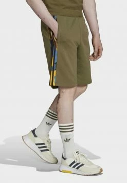 Adidas Originals SERIES - Shorts - Green -Adidas Originals Shop 2b9cf60de7554343aca5a57aba75061d