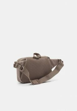 Adidas Originals RIFTA WAISTBAG UNISEX - Bum Bag - Chalky Brown -Adidas Originals Shop 2f560f4faa674fe6970564680548d610