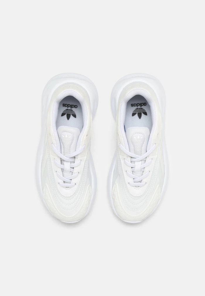 Adidas Originals OZELIA UNISEX - Trainers - White 4 Adidas Originals OZELIA UNISEX - Trainers - White - Image 4