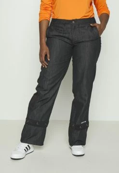 Adidas Originals TRACKPANT - Trousers - Black -Adidas Originals Shop 306dd6e71c5949a7aeb24b5a7dede5be