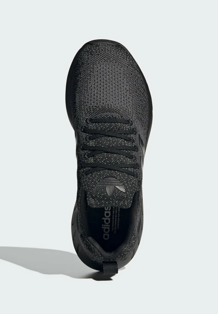 Adidas Originals SWIFT RUN 22 UNISEX - Trainers - Black 3 Adidas Originals SWIFT RUN 22 UNISEX - Trainers - Black - Image 3