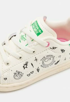 Adidas Originals UNISEX - Trainers - Cream White/core Black -Adidas Originals Shop 314174a073d64b179e074affdbd33920