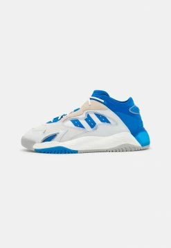 Adidas Originals STREETBALL II UNISEX - Trainers - Footwear White/bluebird/ecru Tint