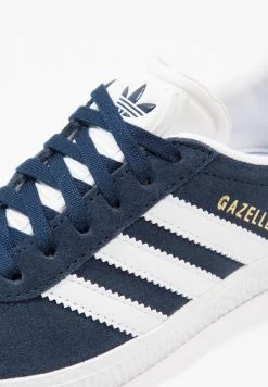 Adidas Originals GAZELLE - Trainers - Collegiate Navy/footwear White -Adidas Originals Shop 32b6e302e4dd495aa232d1f857a38d89