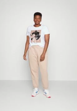 Adidas Originals PANTS - Tracksuit Bottoms - Magic Beige -Adidas Originals Shop 32bb870ab4e641b1b6861e6659baf968