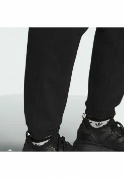 Adidas Originals ADICOLOR TREFOIL - Tracksuit Bottoms - Black -Adidas Originals Shop 33ea855bee0242a3bd9ca1f2afcf1c5a