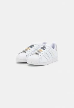 Adidas Originals SUPERSTAR - Trainers - White -Adidas Originals Shop 33ee786e77d443a7bfea88c0dbef347b