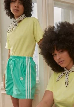 Adidas Originals Shorts - Green -Adidas Originals Shop 35453ed7c8fc4ae9a2935f7f7f2a1c25