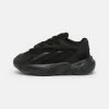 Adidas Originals OZELIA EL UNISEX - Trainers - Core Black