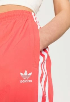 Adidas Originals ADICOLOR CLASSICS LOCK-UP - Tracksuit Bottoms - Semi Turbo -Adidas Originals Shop 36097ec8be6e408fb84c16ad8cc7eacf