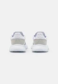 Adidas Originals RETROPY F2 - Trainers - Footwear White/grey One/almost Pink -Adidas Originals Shop 37f69dc7e2304fdca8344b99a7b60e47