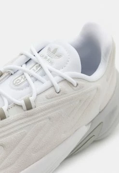 Adidas Originals OZELIA UNISEX - Trainers - Footwear White/grey Two/core Black -Adidas Originals Shop 38acbd30624347e2b0c303b0f88777ec