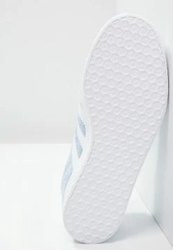 Adidas Originals GAZELLE - Trainers - Clear Sky/white/gold Metallic -Adidas Originals Shop 390890f02d954451baee2e7b8ebc196b