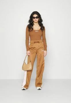 Adidas Originals BODY - Long Sleeved Top - Wild Brown 15 Adidas Originals BODY - Long Sleeved Top - Wild Brown -Adidas Originals Shop 3945b3ef8a5c47eabf3612a203e94da7