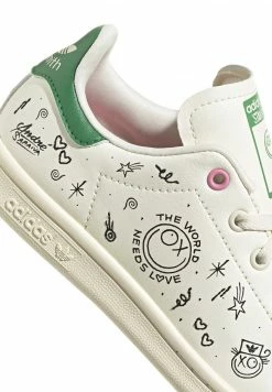 Adidas Originals STAN SMITH C - Trainers - Cream White Cream White Core Black -Adidas Originals Shop 3986bbfc6cd34dadb3e8162f81da4224