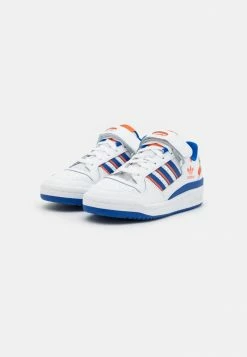 Adidas Originals FORUM LOW UNISEX - Trainers - Footwear White/team Royal Blue/orange -Adidas Originals Shop 39e56243d4ef4cadbada2dd181729286