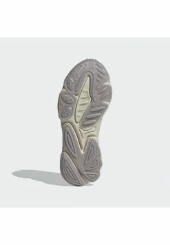 Adidas Originals OZWEEGO W - Trainers - Beige -Adidas Originals Shop 3a1e33dfe05147a9b51b89fb4642b608