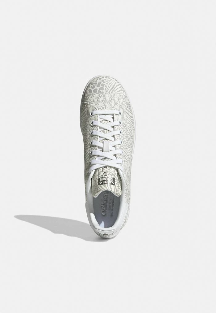 Adidas Originals STAN SMITH SILVER ANIMALS UNISEX - Trainers - White 3 Adidas Originals STAN SMITH SILVER ANIMALS UNISEX - Trainers - White - Image 3