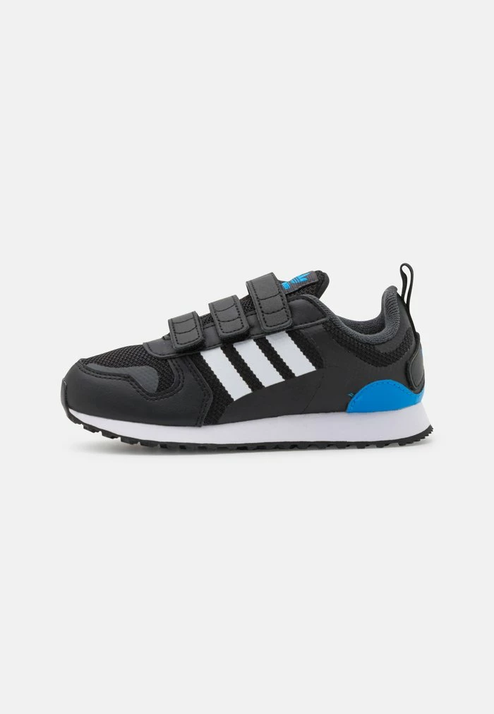 Adidas Originals ZX 700 HOODED - Trainers - Core Black/ftwr White/carbon 1 Adidas Originals ZX 700 HOODED - Trainers - Core Black/ftwr White/carbon