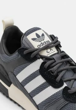 Adidas Originals ZX 700 HD UNISEX - Trainers - Grey -Adidas Originals Shop 3d9e88880ab84ae98fe6d28acaae2b42