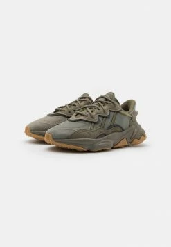 Adidas Originals OZWEEGO UNISEX - Trainers - Trace Cargo/night Cargo/raw Khaki -Adidas Originals Shop 3eeb90f9667243bf9c53b7377471dcd9