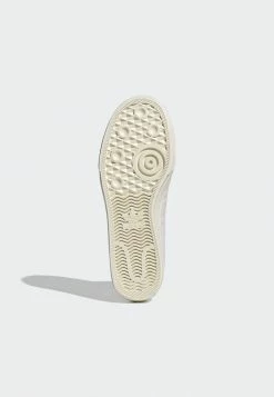 Adidas Originals NIZZA RF VEGAN ICON - Trainers - Grey -Adidas Originals Shop 400215dff3f148fbab00a6dba753ad2d