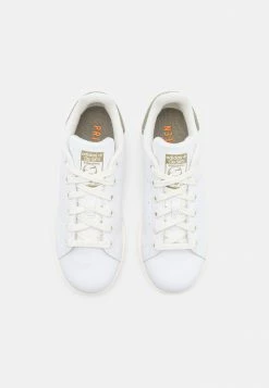 Adidas Originals STAN SMITH UNISEX - Trainers - Footwear White/cloud White/orbit Green -Adidas Originals Shop 424cf9214b1b4bc1a3f1e98de0ef1669