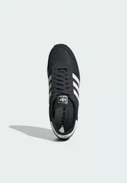 Adidas Originals USA 84 UNISEX - Trainers - Black -Adidas Originals Shop 42a0817affbe4ab3a441e1b763698b71