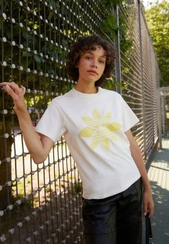 Adidas Originals GRAPHIC TEE - Print T-shirt - Non-dyed