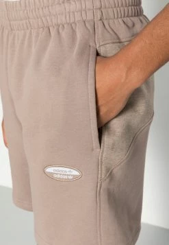 Adidas Originals ESSENT - Shorts - Chalky Brown 9 Adidas Originals ESSENT - Shorts - Chalky Brown -Adidas Originals Shop 43ced5e4878e4a79ab915fa39c99498b