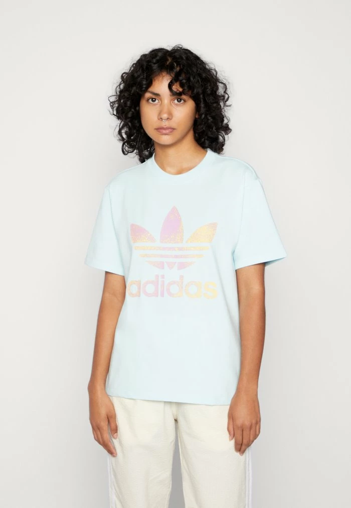 Adidas Originals TREFOIL TEE - Print T-shirt - Almost Blue 1 Adidas Originals TREFOIL TEE - Print T-shirt - Almost Blue