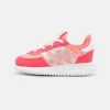Adidas Originals RETROPY F2 UNISEX - Trainers - Acid Red/silver Metallic/turbo