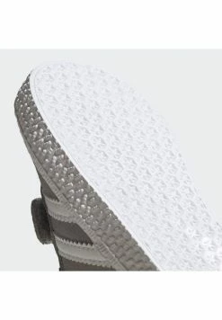 Adidas Originals GAZELLE SHOES - Trainers - Grey -Adidas Originals Shop 4840fbc92c0c4da3bc7d70864ab6fcb2