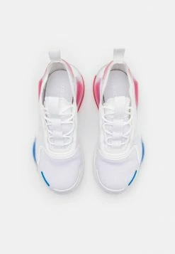 Adidas Originals NMD R1 V3 UNISEX - Trainers - Footwear White -Adidas Originals Shop 4a64183f1e514511be15e18dc9db5715