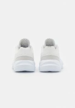 Adidas Originals OZELIA UNISEX - Trainers - Footwear White/grey One -Adidas Originals Shop 4ad0b8486a6345b68ccd0d7ec7e347c4