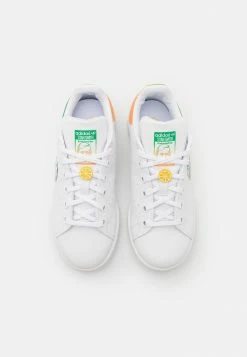 Adidas Originals STAN SMITH UNISEX - Trainers - Footwear White/green/pulse Amber -Adidas Originals Shop 4b7baaa1577e4959b26a55d2f990fbff