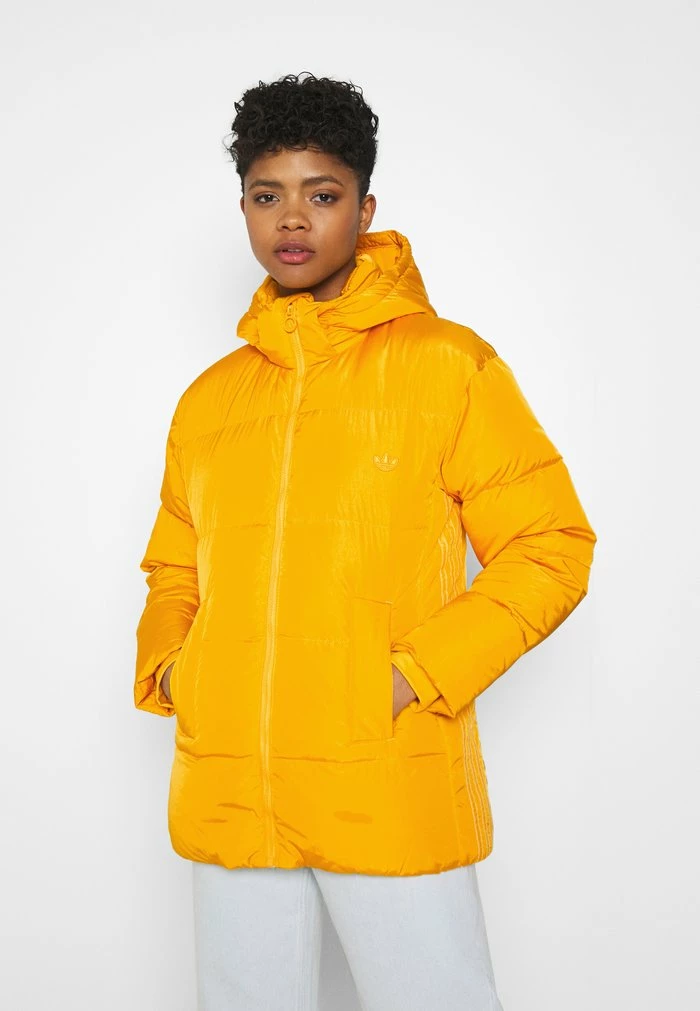 Adidas Originals WINTER REGULAR JACKET - Down Jacket - Active Gold 1 Adidas Originals WINTER REGULAR JACKET - Down Jacket - Active Gold