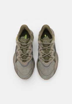 Adidas Originals OZWEEGO UNISEX - Trainers - Trace Cargo/night Cargo/raw Khaki -Adidas Originals Shop 4c33365214ad477b821ee2ae1d4c3f93