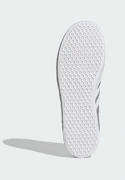 Adidas Originals GAZELLE SHOES - Trainers - Grey -Adidas Originals Shop 4ce9fecc12e245489a43ae7bb865ca15