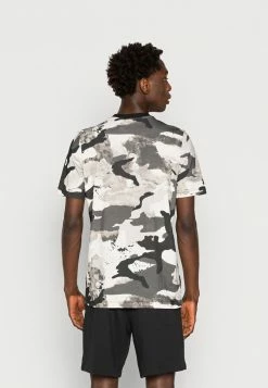 Adidas Originals CAMO TEE UNISEX - Print T-shirt - Chalk White -Adidas Originals Shop 4d976575ff2344bb81de8414648c81a3