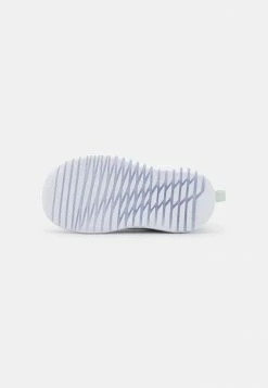 Adidas Originals ORIGINALS FLEX UNISEX - Trainers - Linen Green/core Black/footwear White -Adidas Originals Shop 4f83351e11b842a1b6aa30360d28f252