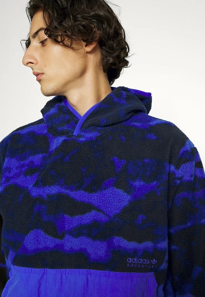 Adidas Originals PFLEEC ALL OVERSIZE PRINTED ORIGINALS ADVENTURE HOODIE LOOSE - Hoodie - Sonic Ink 6 Adidas Originals PFLEEC ALL OVERSIZE PRINTED ORIGINALS ADVENTURE HOODIE LOOSE - Hoodie - Sonic Ink - Image 6