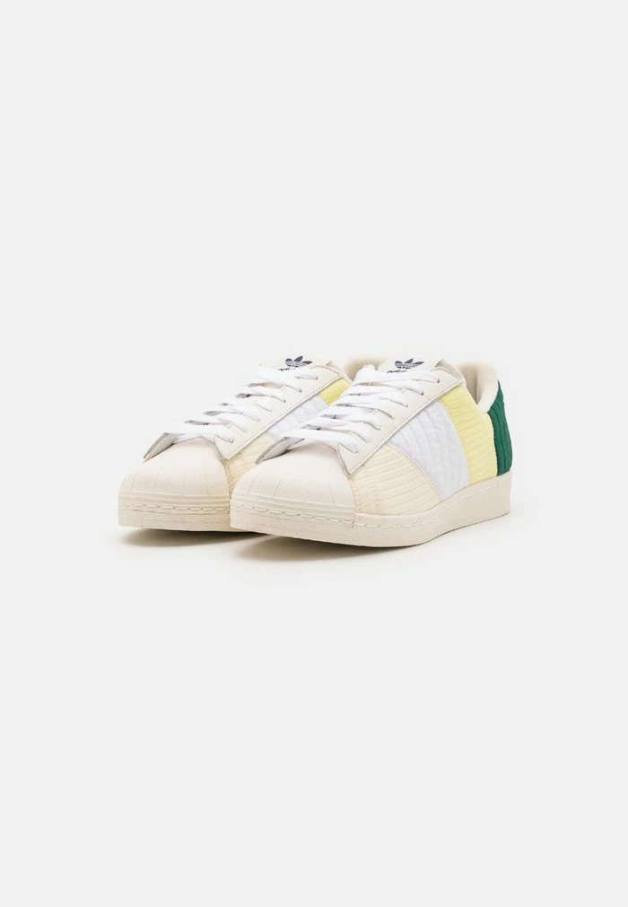 Adidas Originals SUPERSTAR 82 PANEL UNISEX - Trainers - Almost Yellow/shadow Navy/off White 2 Adidas Originals SUPERSTAR 82 PANEL UNISEX - Trainers - Almost Yellow/shadow Navy/off White - Image 2