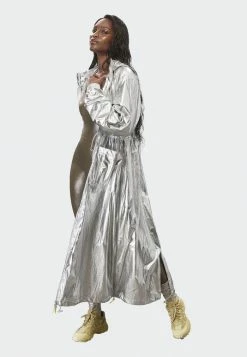 Adidas Originals IVY PARK METALLIC ANORAK JACKET (ALL GENDER) - Parka - Silver -Adidas Originals Shop 51f292dd4c104fa99652a8abd4226a49